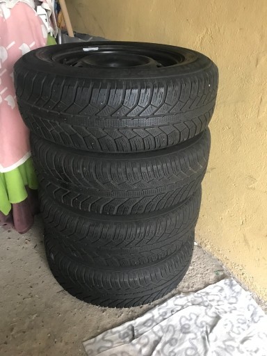 Zdjęcie oferty: Koła 4 x Semperit 215/70 R16 120X5 ET44 Zimowe