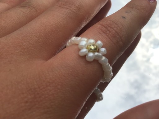 Zdjęcie oferty: Ręcznie robione pierścionki(kwiatki-daisy ring)