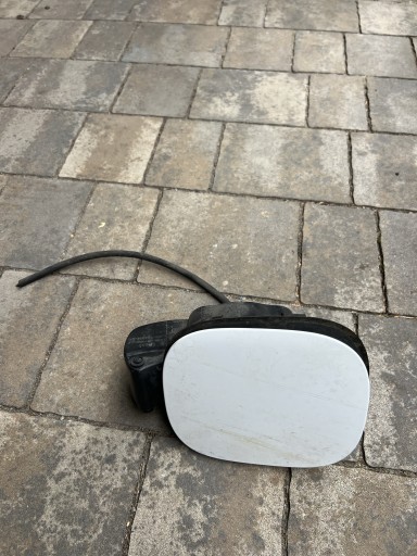 Zdjęcie oferty: Ford Escape Mk4 2020- klapka wlewu paliwa wlew USA