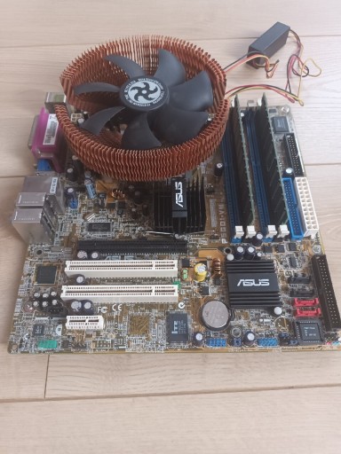 Zdjęcie oferty: Płyta główna Asus P5GD1-VM + chłodzenie i procesor