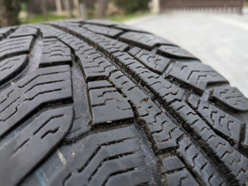 Zdjęcie oferty: 195/55 R15 Uniroyal MS Plus 77 The Rain Tyre 1 szt