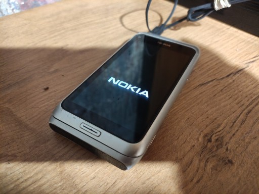 Zdjęcie oferty: Telefon komórkowy Smartfon Nokia E7 