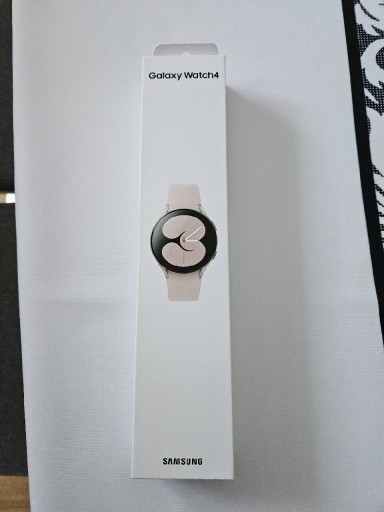 Zdjęcie oferty: Samsung Galaxy Watch 4