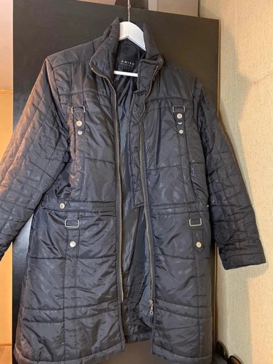 Zdjęcie oferty: Klasyczna czarna długa kurtka zimowa jesienna puch