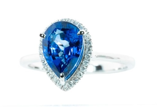 Zdjęcie oferty: Złoty pierścionek z szafirem 3,03 ct.