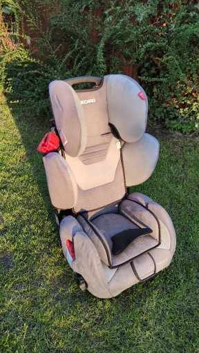 Zdjęcie oferty: Fotelik Recaro Young Sport - stan bardzo dobry