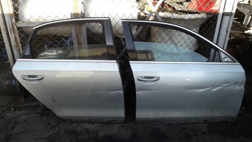 Zdjęcie oferty: Przednie i tylne prawe drzwi VW PASSAT B7,B8 USA