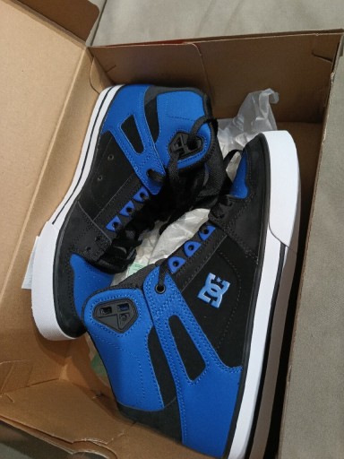 Zdjęcie oferty: DC schoes sneakersy wysokie  nowe UK 9,5 EUR 44