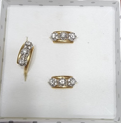 Zdjęcie oferty: Złote kolczyki i pierścionek z diamentami 