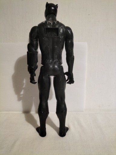 Zdjęcie oferty: Czarna Pantera figurka avengers 30 cm. Hasbro