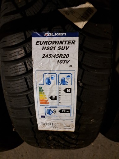 Zdjęcie oferty: Opony zimowe do SUVa Falken Eurowinter HS01