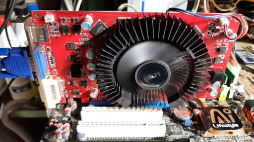 Zdjęcie oferty: Karta graficzna PCIe nvidia Geforce 9600 GT 256bit