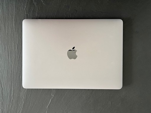 Zdjęcie oferty: MacBook Pro 13 Retina Intel core i5 / NOWA BATERIA