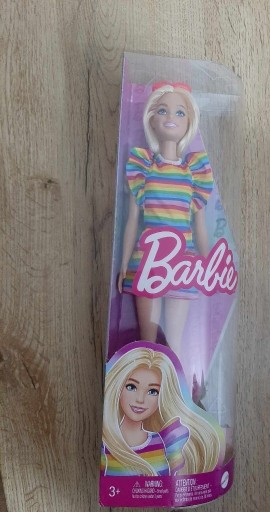 Zdjęcie oferty: Lalka Barbie nowa