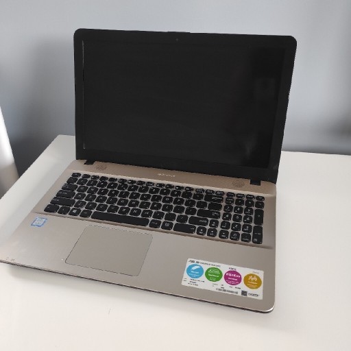 Zdjęcie oferty: Laptop Asus malodel F541U