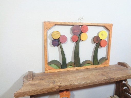 Zdjęcie oferty: kwiat złożony z drewnianych elementów  