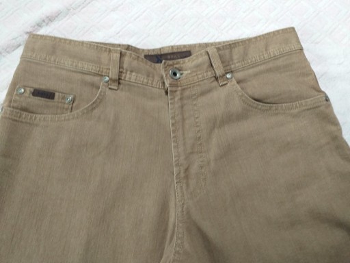 Zdjęcie oferty: WYPRZEDAŻ - Spodnie męskie "BRAX", beżowy jeans