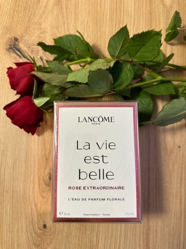 Zdjęcie oferty: Lancome LA VIE EST BELLE ROSE EXTRAORDINAIRE 30ml