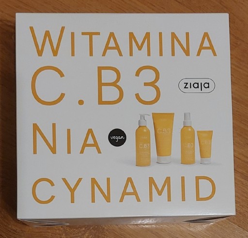 Zdjęcie oferty: Zestaw kosmetyków Ziaja Witamina C.B3 niacynamid