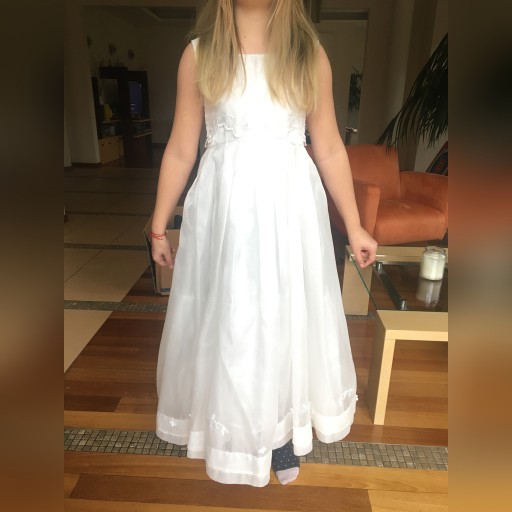 Zdjęcie oferty: Sukienka na okazję 152 cm, nienoszona 