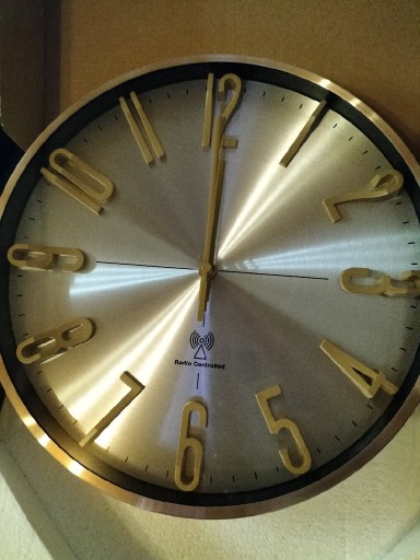 Zdjęcie oferty: Zegar ścienny bez tykania 30cm