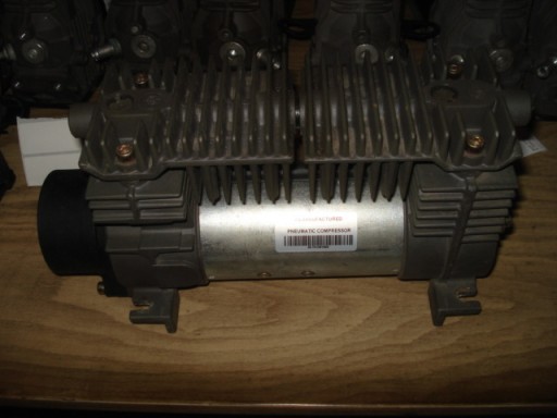 Zdjęcie oferty: kompresor pompa hamulcowa mercedes Vario Sprinter