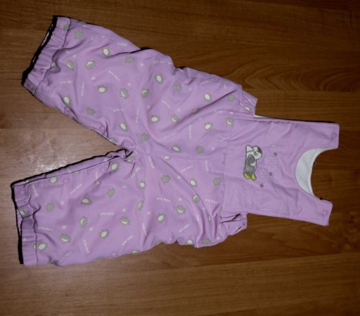 Zdjęcie oferty: Ciepłe spodnie dla dziewczynki na 68cm