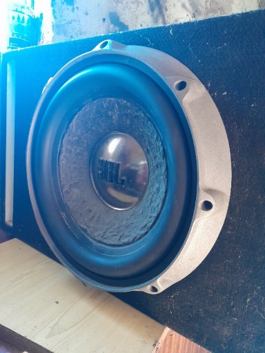 Zdjęcie oferty: Głośnik subofer JBL 1222