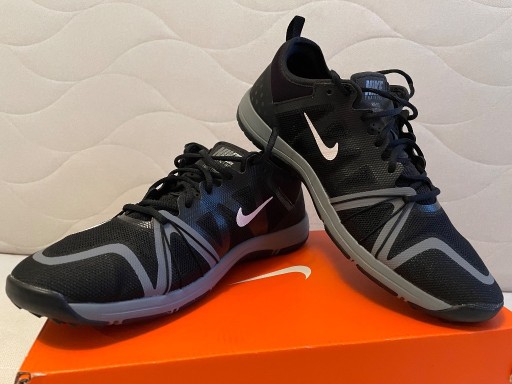 Zdjęcie oferty: Buty sportowe NIKE Free Cross Compete r.38,5