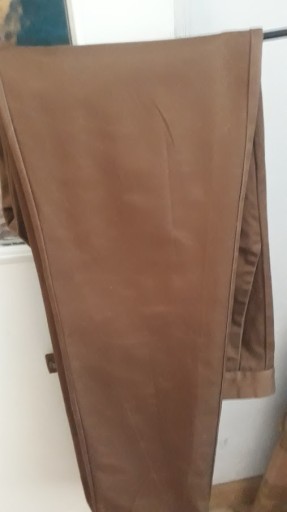 Zdjęcie oferty: Spodnie męskie chinosy slim marki Jules Rozmiar 40
