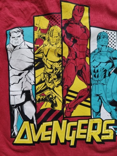 Zdjęcie oferty: Bluzka Avengers 110/116