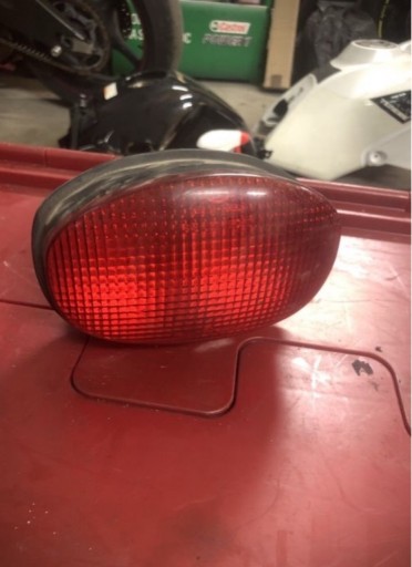 Zdjęcie oferty: Lampa tył triumph tt 600