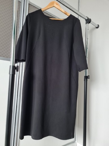 Zdjęcie oferty: Sukienka czarna r. 48 elegancka