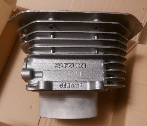 Zdjęcie oferty: Cylinder suzuki dr650 dr650se  freewind xf650