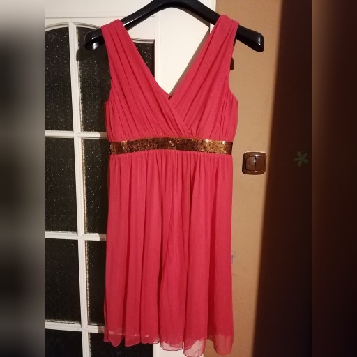 Zdjęcie oferty: Piękna sukienka Next różowa z cekinami rozm 40/42
