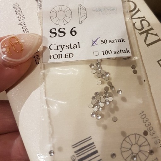 Zdjęcie oferty: Kryształy Swarovski ss6 crystal włosy