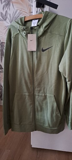 Zdjęcie oferty: Nike Dri-Fit Bluza z Kapturem roz.L --NOWA