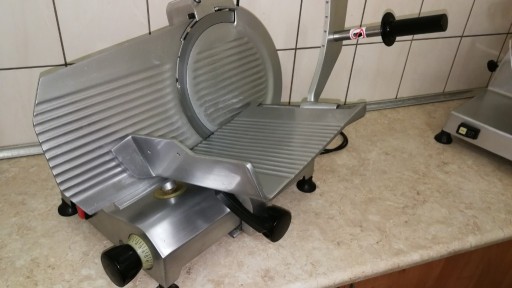 Zdjęcie oferty: Krajalnica Mistro 300mm