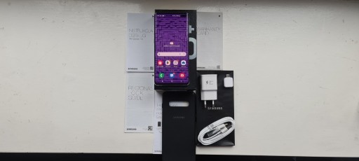 Zdjęcie oferty: Samsung Galaxy S10+ Zadbany Komplet