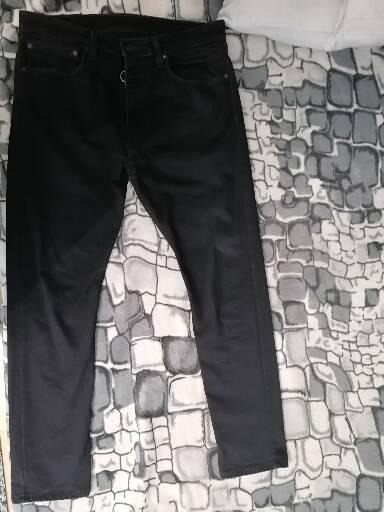 Zdjęcie oferty: Spodnie Levi's czarne 