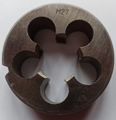 Zdjęcie oferty: Narzynka prawa M27x1,5 prawoskrętna