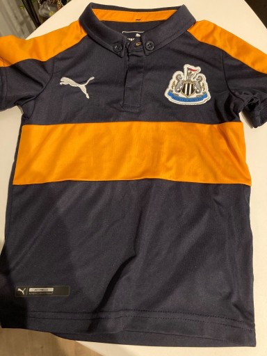 Zdjęcie oferty: Kompletny strój Puma Newcastle Utd dla 1-2 latka