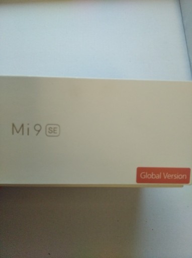 Zdjęcie oferty: Uszkodzony Xiaomi Mi 9 SE