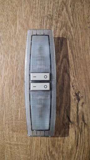Zdjęcie oferty: Lampka podsufitki Opel Meriva A Astra H III Zafira A B Vectra C 09153194