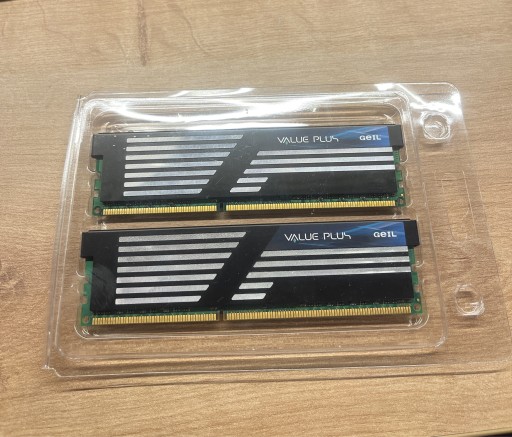 Zdjęcie oferty: Pamięć GeiL DDR3 2x4GB , 8GB 1600MHz CL9
