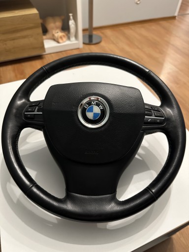 Zdjęcie oferty: Kierownica BMW F10 Wraz Z Poduszka GRZANA TEMPOMAT