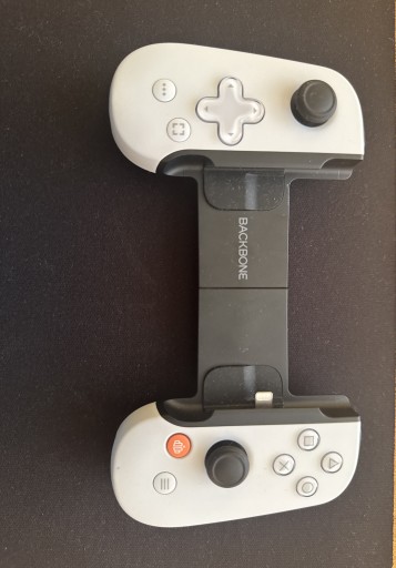 Zdjęcie oferty: Kontroler Backbone One biały 