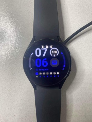 Zdjęcie oferty: Samsung Galaxy Watch 4 40mm