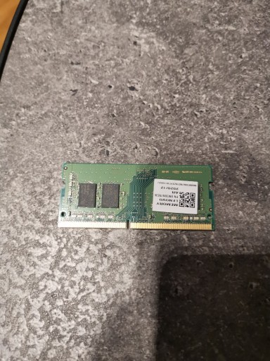 Zdjęcie oferty: Pamięć RAM DDR4 Samsung M471A1K43EB1-CWE 8 GB