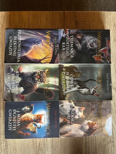 Zdjęcie oferty: Wojownicy Erin Hunter Super Edycja 6 tomow